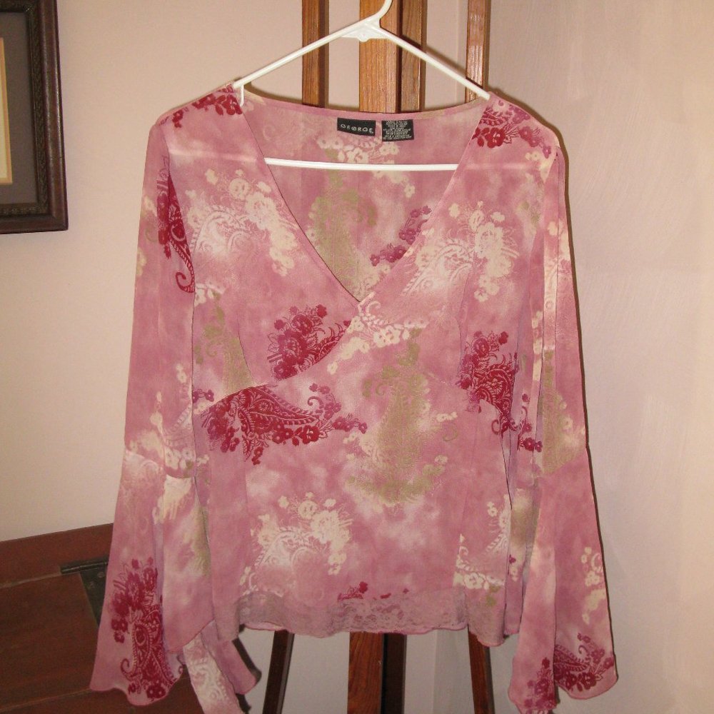 George top large size.  Long sleeves.  Dusty rose and wine colors.